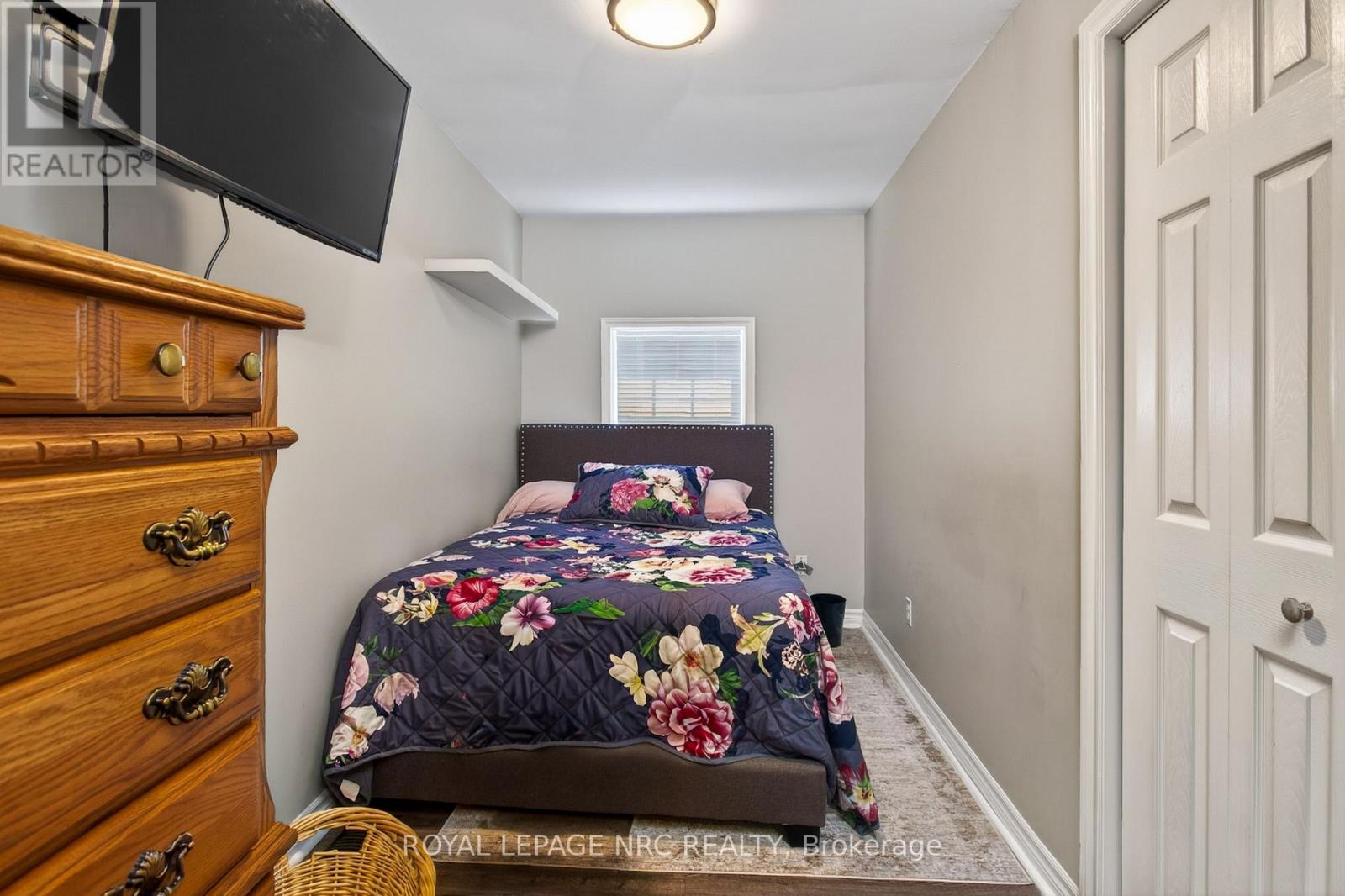 98 Haun Road, Fort Erie, Ontario  L0S 1B0 - Photo 17 - X12931500