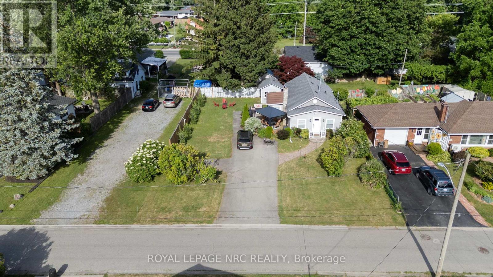 98 Haun Road, Fort Erie, Ontario  L0S 1B0 - Photo 23 - X12931500