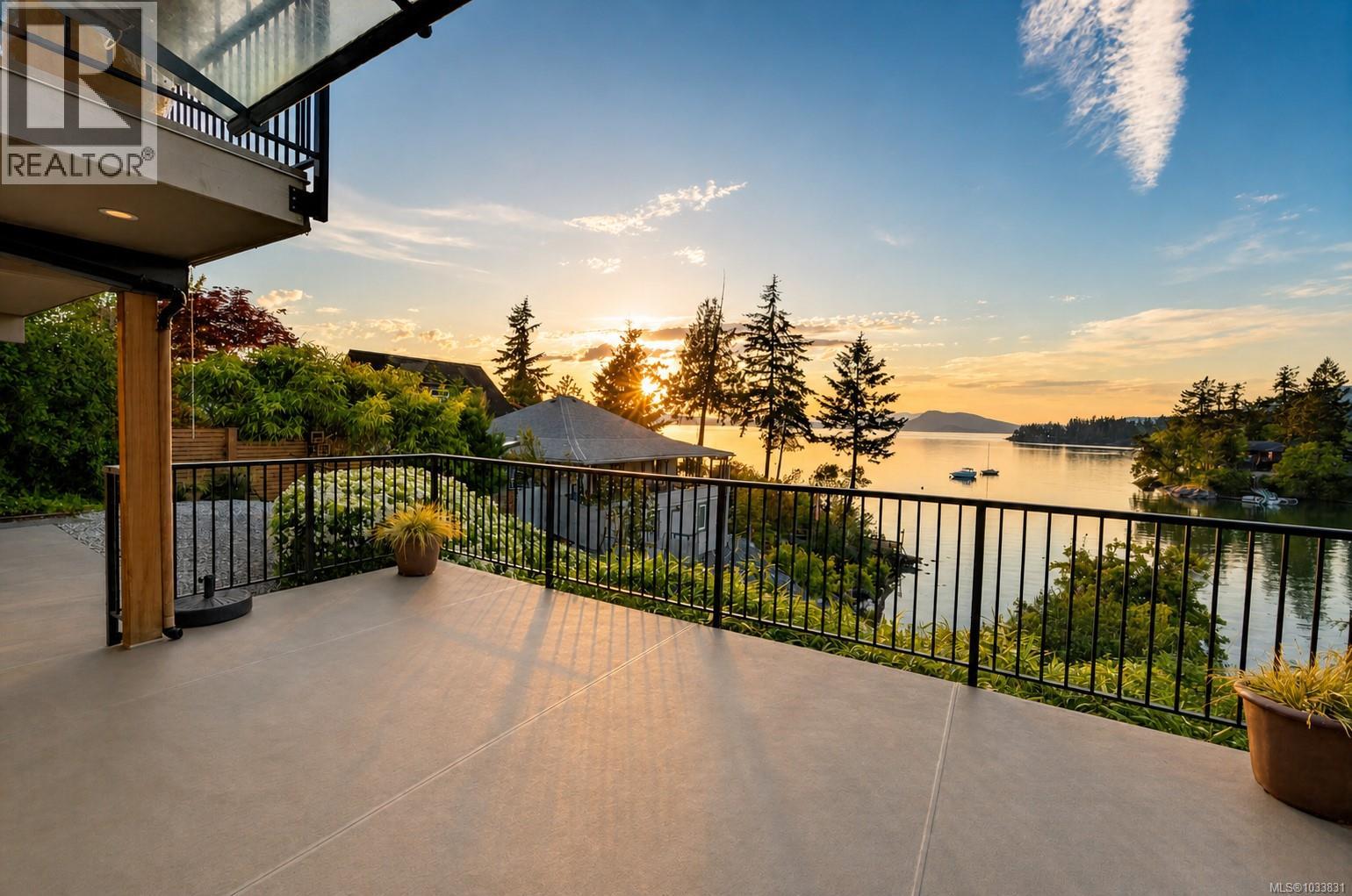 598 Meldram Dr, North Saanich, British Columbia  V8L 5V8 - Photo 17 - 1033831