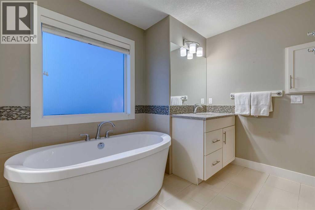 490 Mahogany Manor Se, Calgary, Alberta  T3M 1V7 - Photo 27 - A2308316