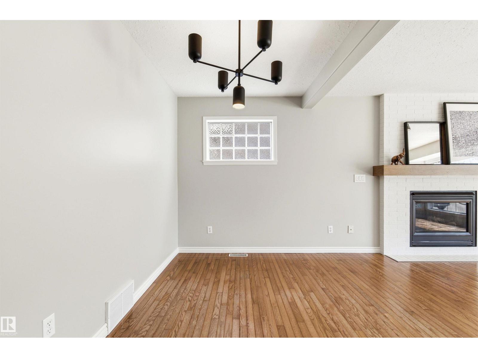 8730 92a Av Nw, Edmonton, Alberta  T6C 1S6 - Photo 16 - E4486320