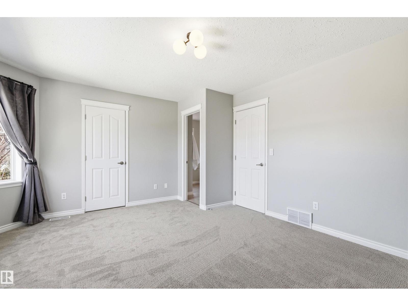 8730 92a Av Nw, Edmonton, Alberta  T6C 1S6 - Photo 33 - E4486320