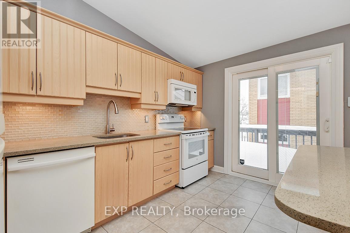 314 Perrier Avenue, Ottawa, Ontario  K1L 5C7 - Photo 10 - X13098158