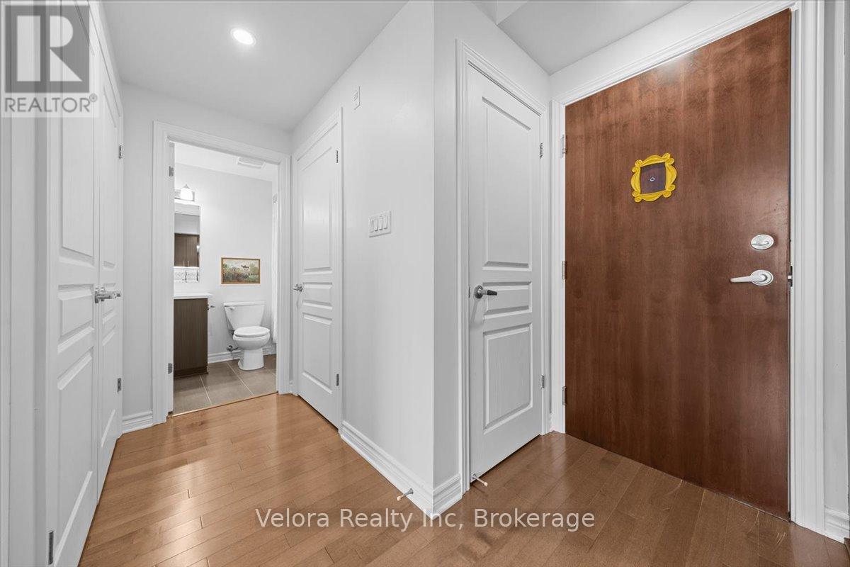 303 - 705 Beauparc Private, Ottawa, Ontario K1J 0B6 - Photo 2 - X13098276