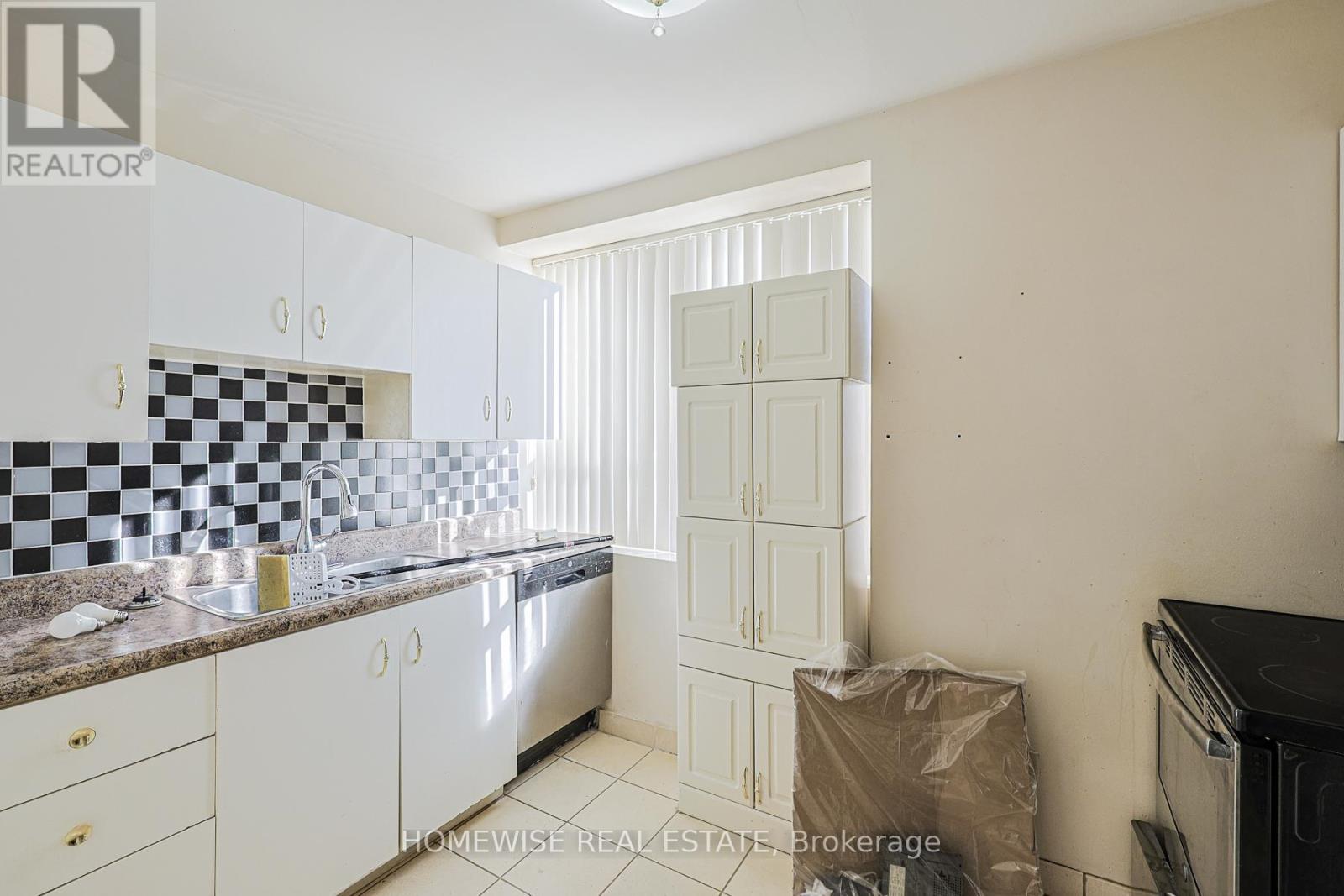 307 - 485 Kingston Road, Toronto, Ontario  M4L 1V6 - Photo 5 - E12766894