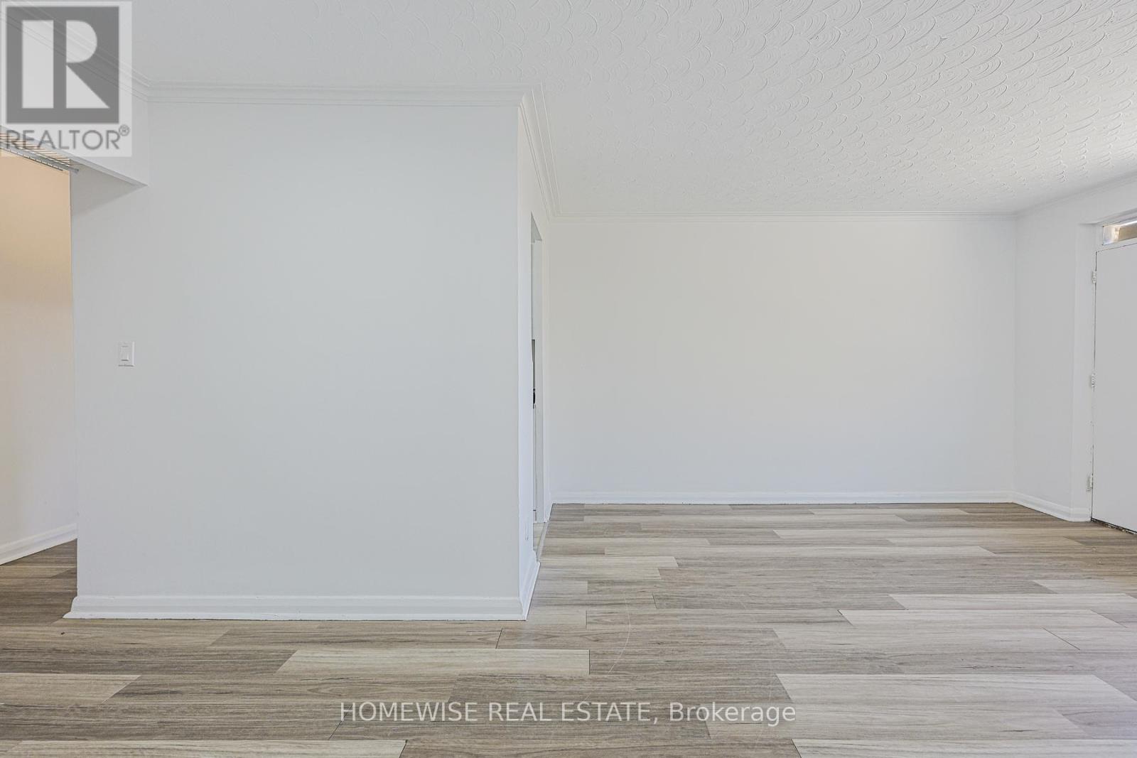 302 - 2204 Dufferin Street, Toronto, Ontario  M6E 3R8 - Photo 11 - W13096914