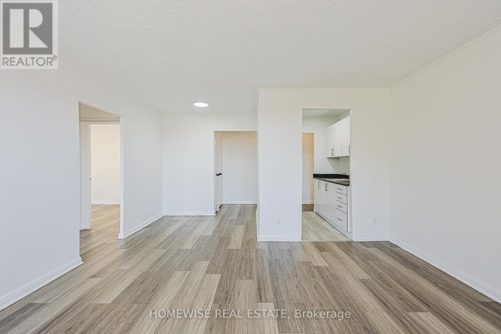 302 - 2204 Dufferin Street, Toronto, Ontario  M6E 3R8 - Photo 15 - W13096914