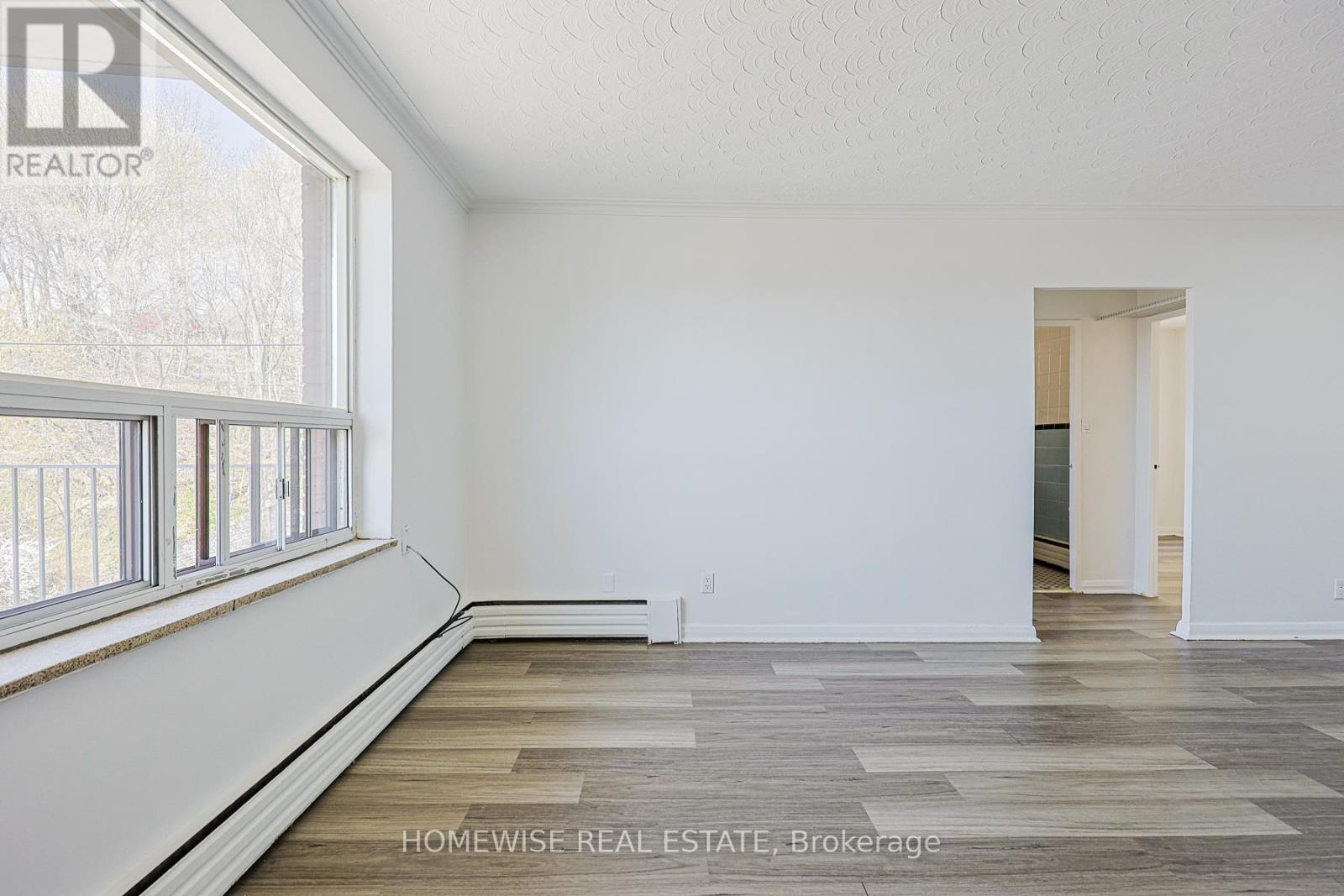 302 - 2204 Dufferin Street, Toronto, Ontario  M6E 3R8 - Photo 17 - W13096914