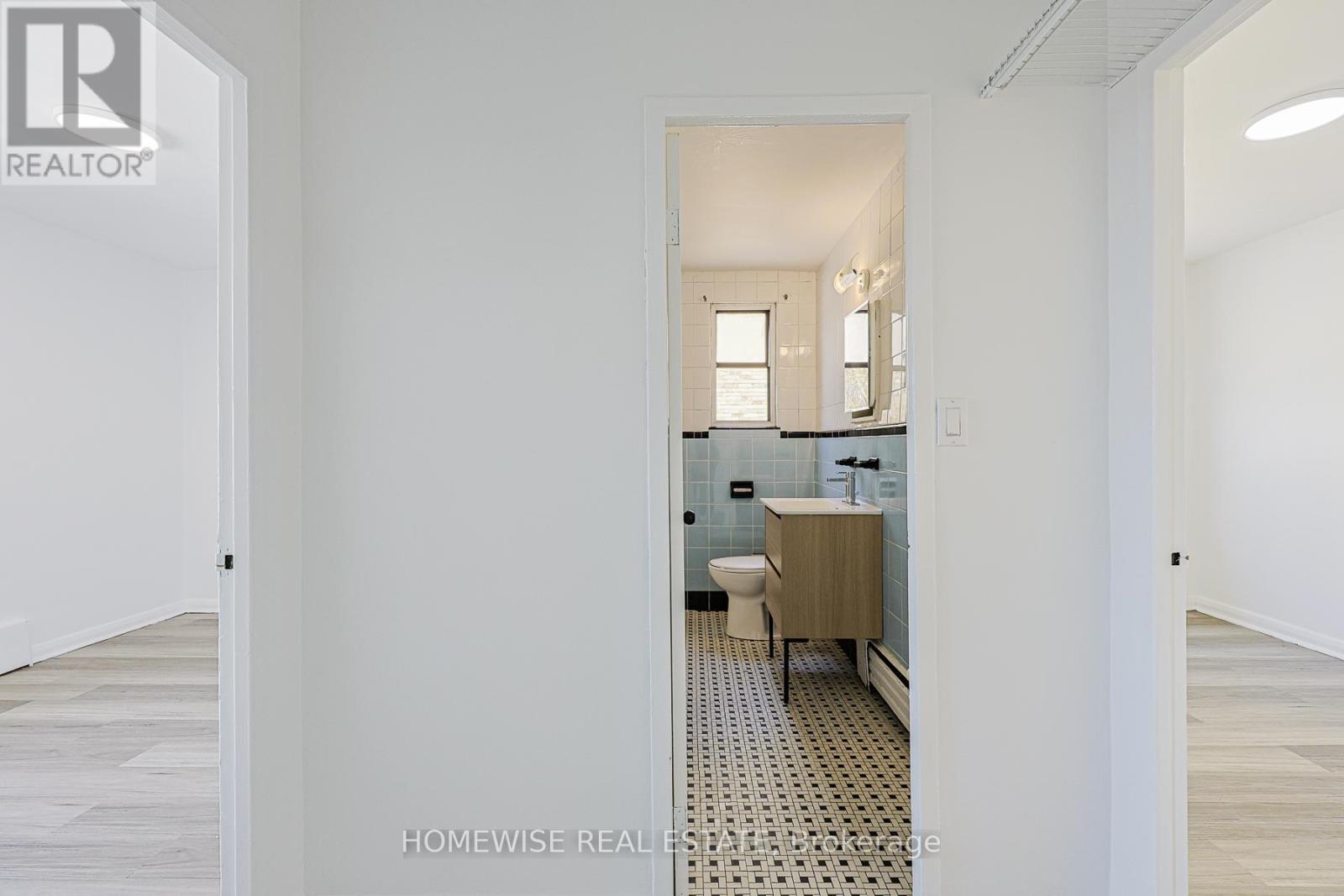 302 - 2204 Dufferin Street, Toronto, Ontario  M6E 3R8 - Photo 31 - W13096914