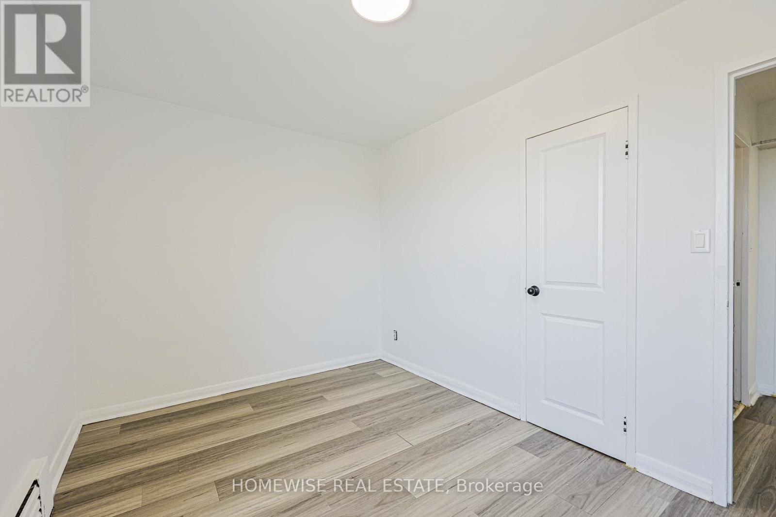 302 - 2204 Dufferin Street, Toronto, Ontario  M6E 3R8 - Photo 27 - W13096914