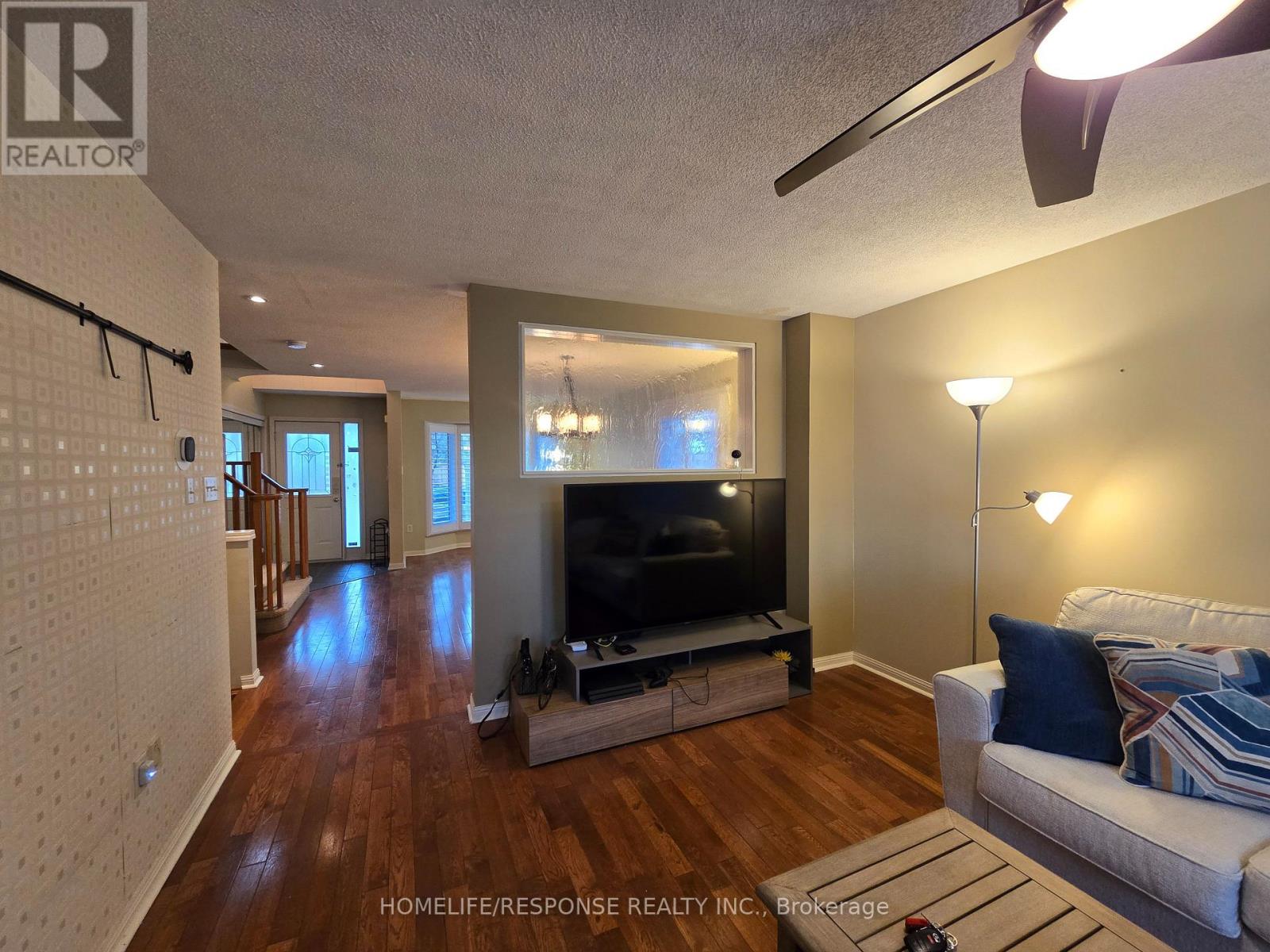 5156 Oakley Drive, Burlington, Ontario  L7L 6P1 - Photo 5 - W13097232