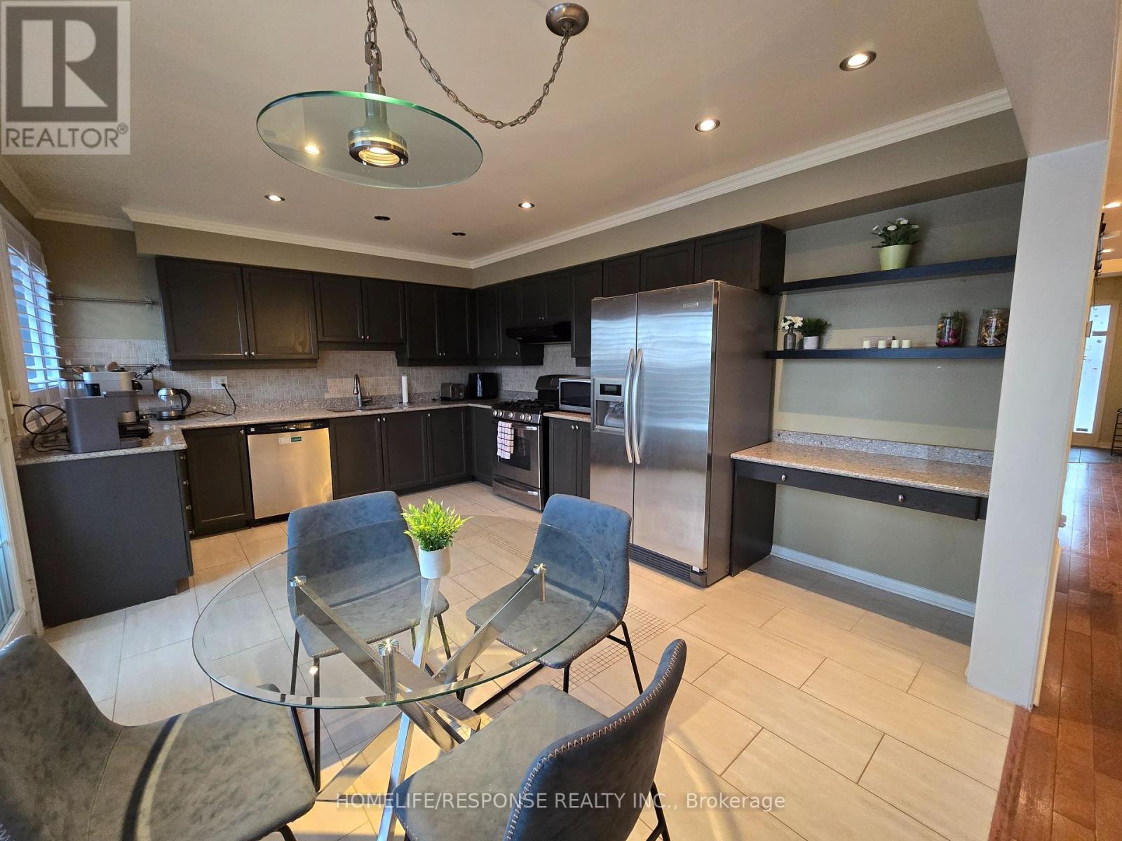5156 Oakley Drive, Burlington, Ontario  L7L 6P1 - Photo 9 - W13097232