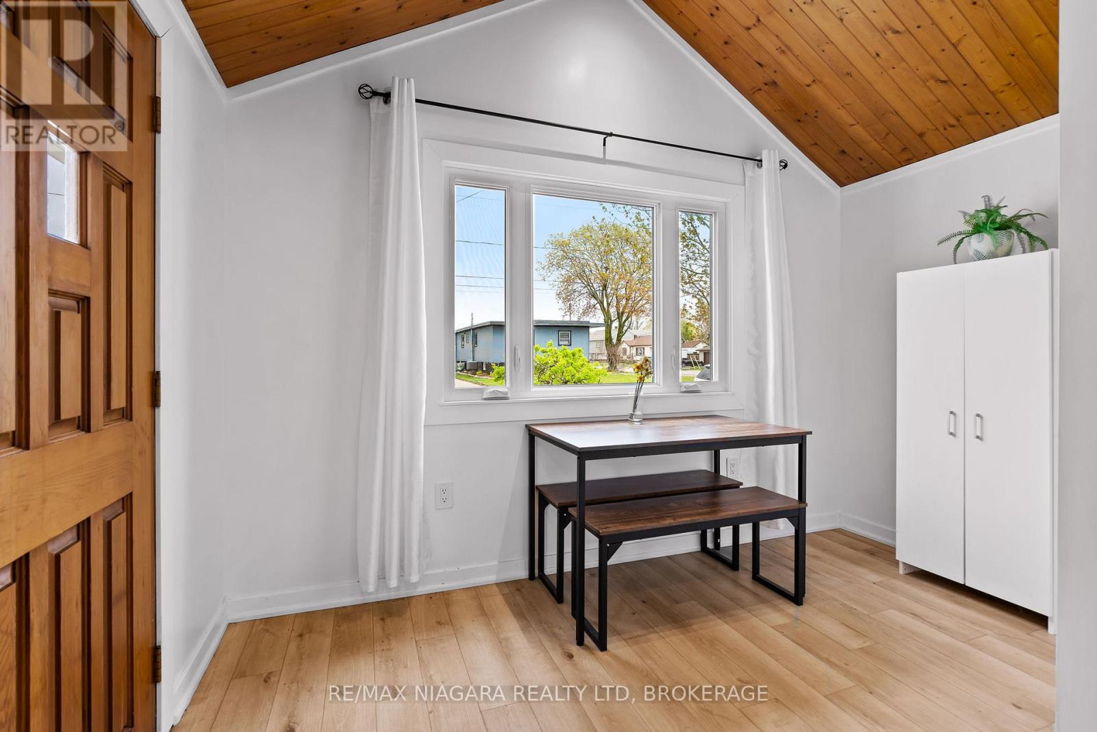 656 Steele Street, Port Colborne, Ontario  L3K 4Y9 - Photo 4 - X13098282