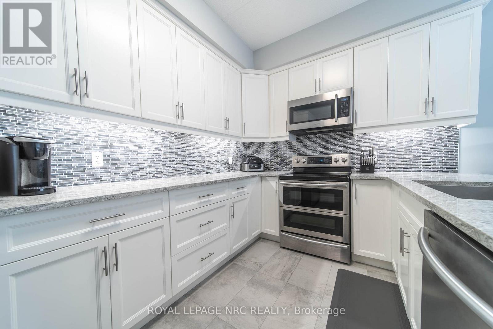 102 - 4644 Pettit Avenue, Niagara Falls, Ontario  L2E 0B4 - Photo 4 - X13098290