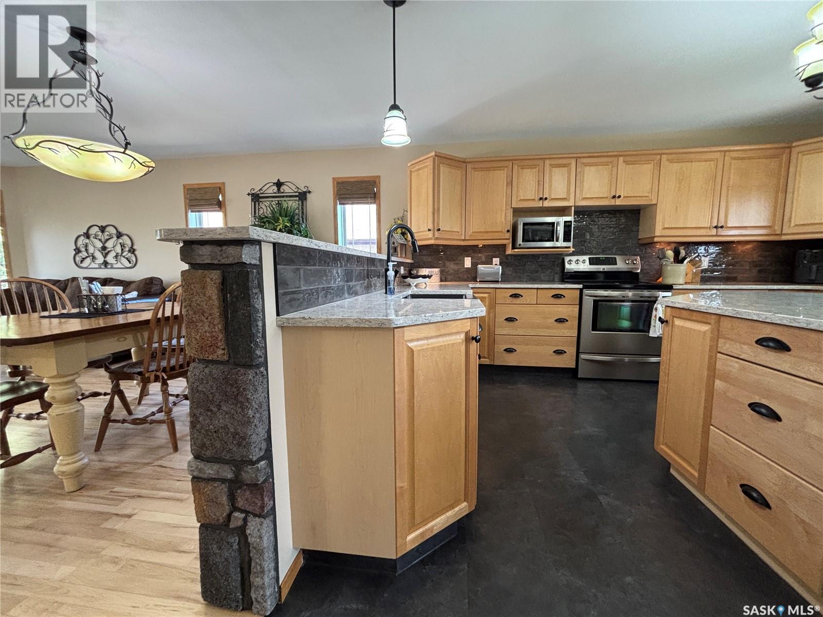 404 Herbert Street, Maple Creek, Saskatchewan  S0N 1N0 - Photo 19 - SK035151