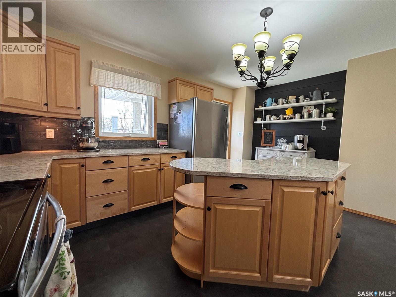 404 Herbert Street, Maple Creek, Saskatchewan  S0N 1N0 - Photo 23 - SK035151