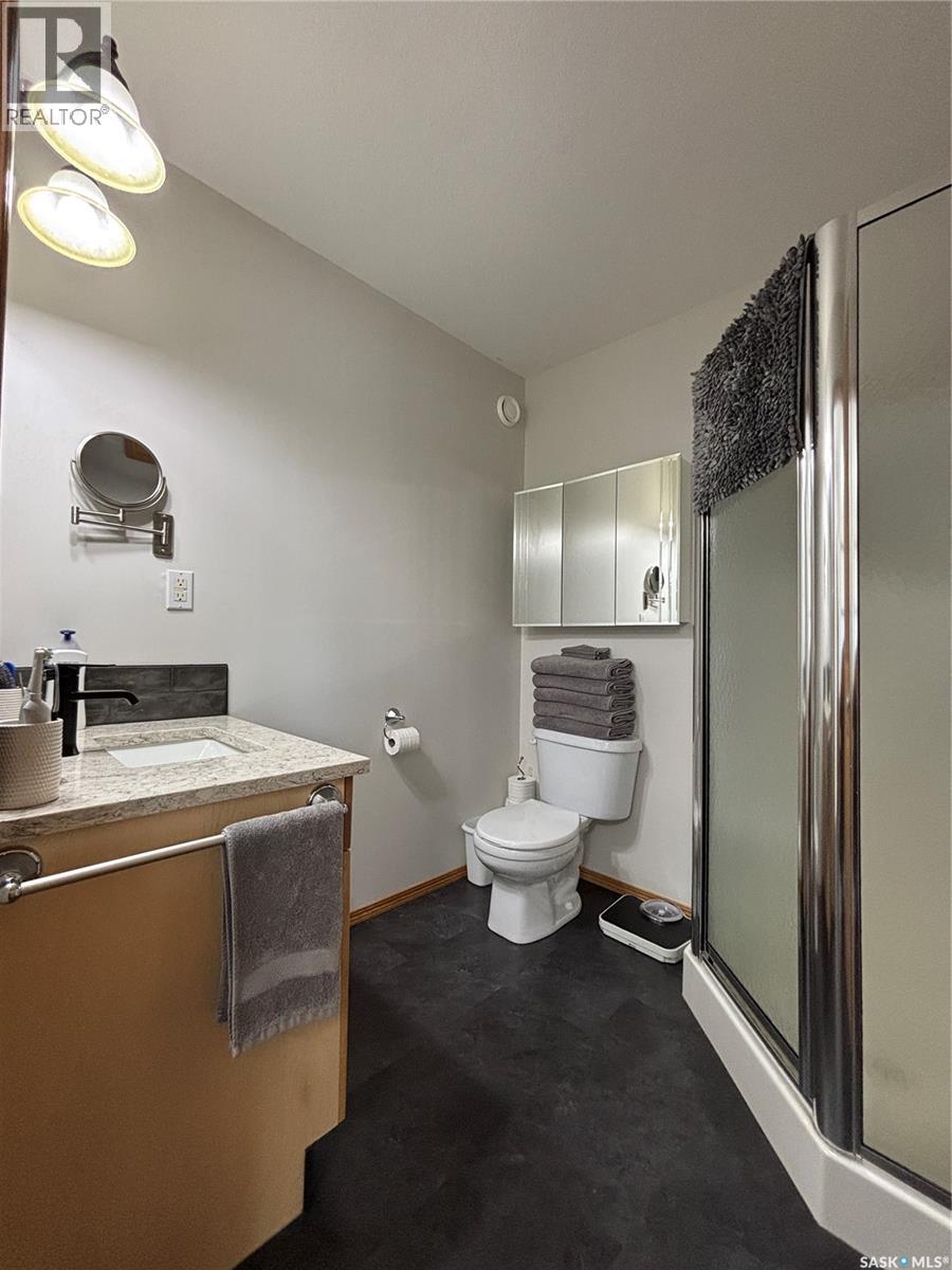 404 Herbert Street, Maple Creek, Saskatchewan  S0N 1N0 - Photo 32 - SK035151