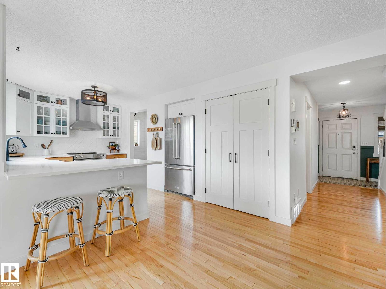 6129 Stinson Wy Nw, Edmonton, Alberta  T6R 0K2 - Photo 6 - E4486308