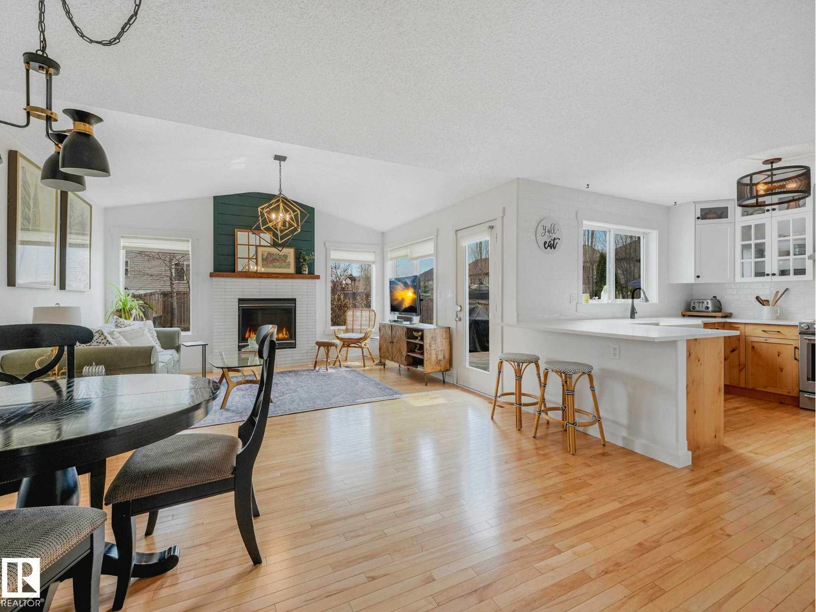6129 Stinson Wy Nw, Edmonton, Alberta  T6R 0K2 - Photo 4 - E4486308