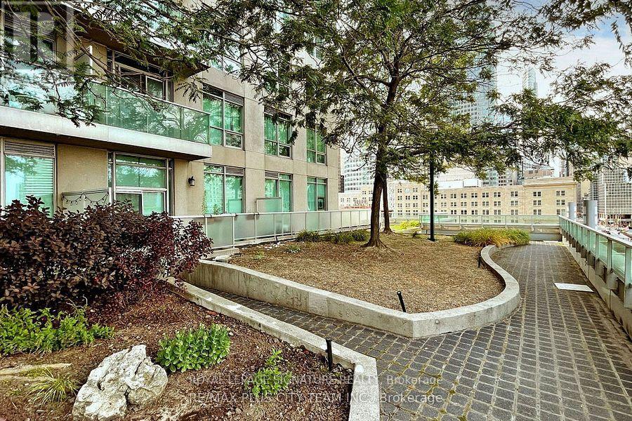 1701 - 18 Yonge Street, Toronto, Ontario  M5E 1Z8 - Photo 32 - C13098106