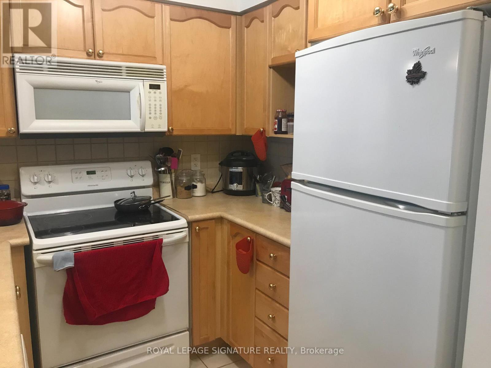 1701 - 18 Yonge Street, Toronto, Ontario  M5E 1Z8 - Photo 8 - C13098106