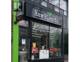 215 LAKESHORE BOULEVARD, Toronto, Ontario