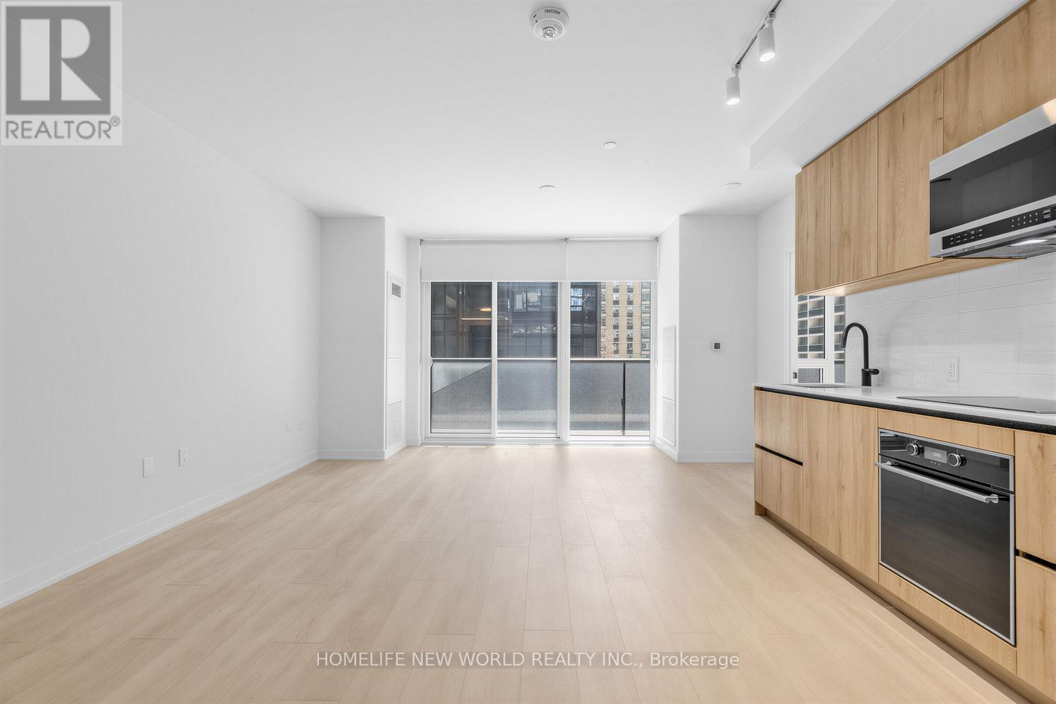 602 - 117 Broadway Avenue, Toronto, Ontario  M4P 1V3 - Photo 4 - C13098256