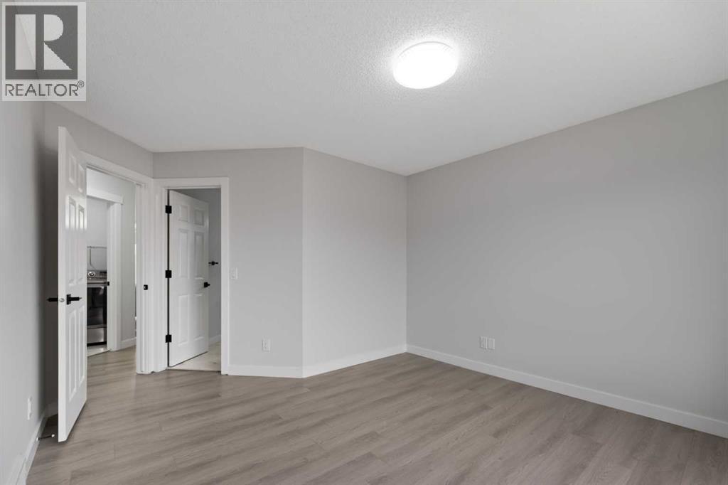 81 Saddlecrest Green NE, Calgary, Alberta  T3J 5N4 - Photo 21 - A2282129