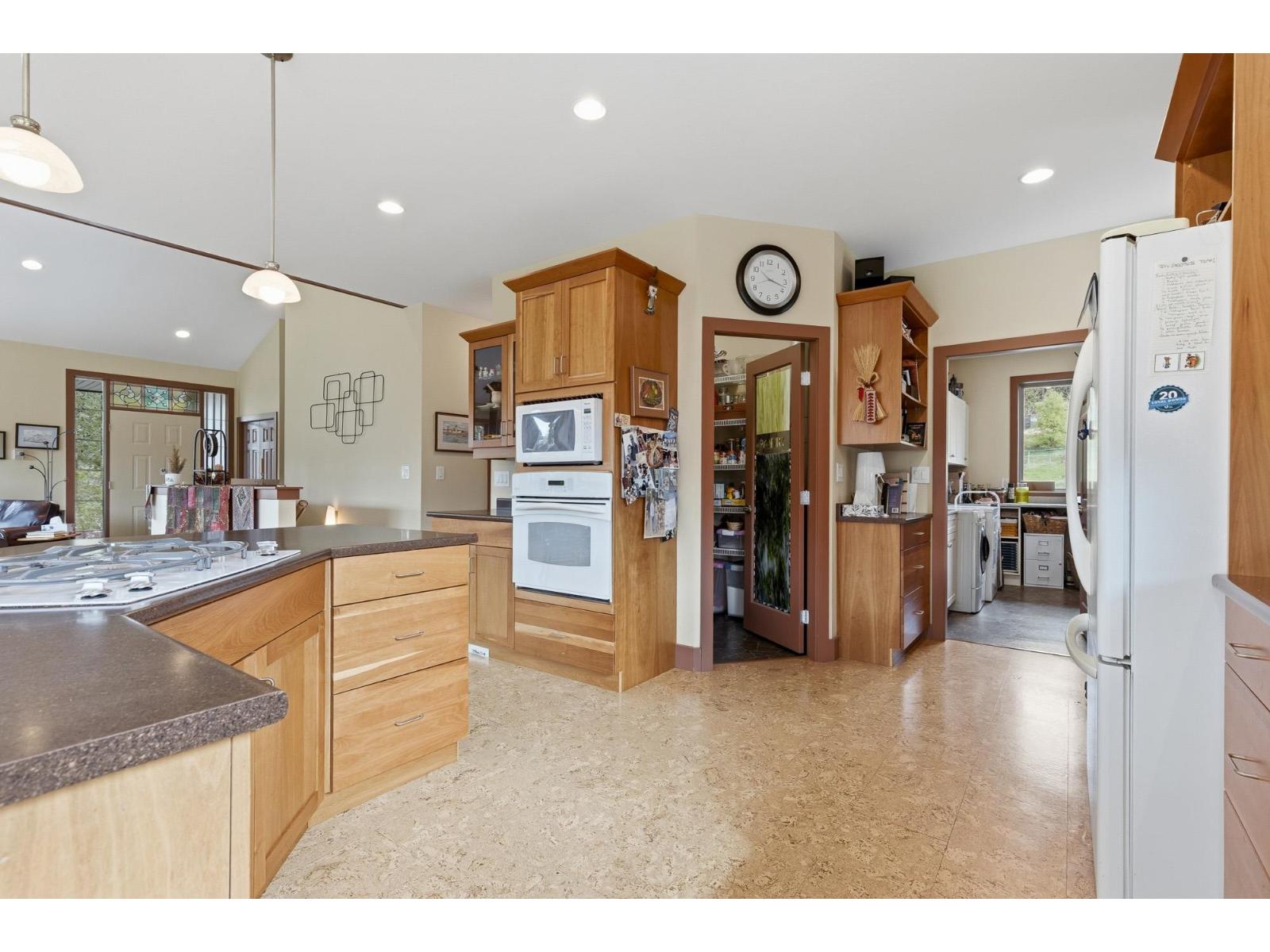 49635 Elk View Road, Ryder Lake, Chilliwack, British Columbia  V4Z 1G5 - Photo 15 - R3120884