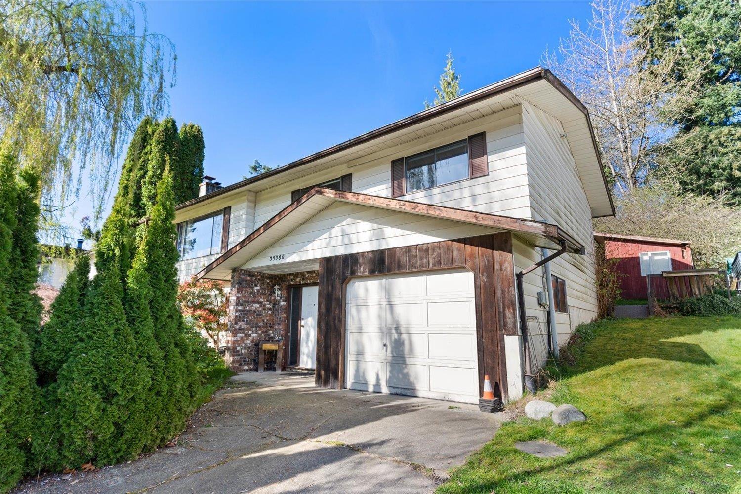33380 Wren Crescent, Abbotsford, British Columbia  V2S 5W1 - Photo 1 - R3120839