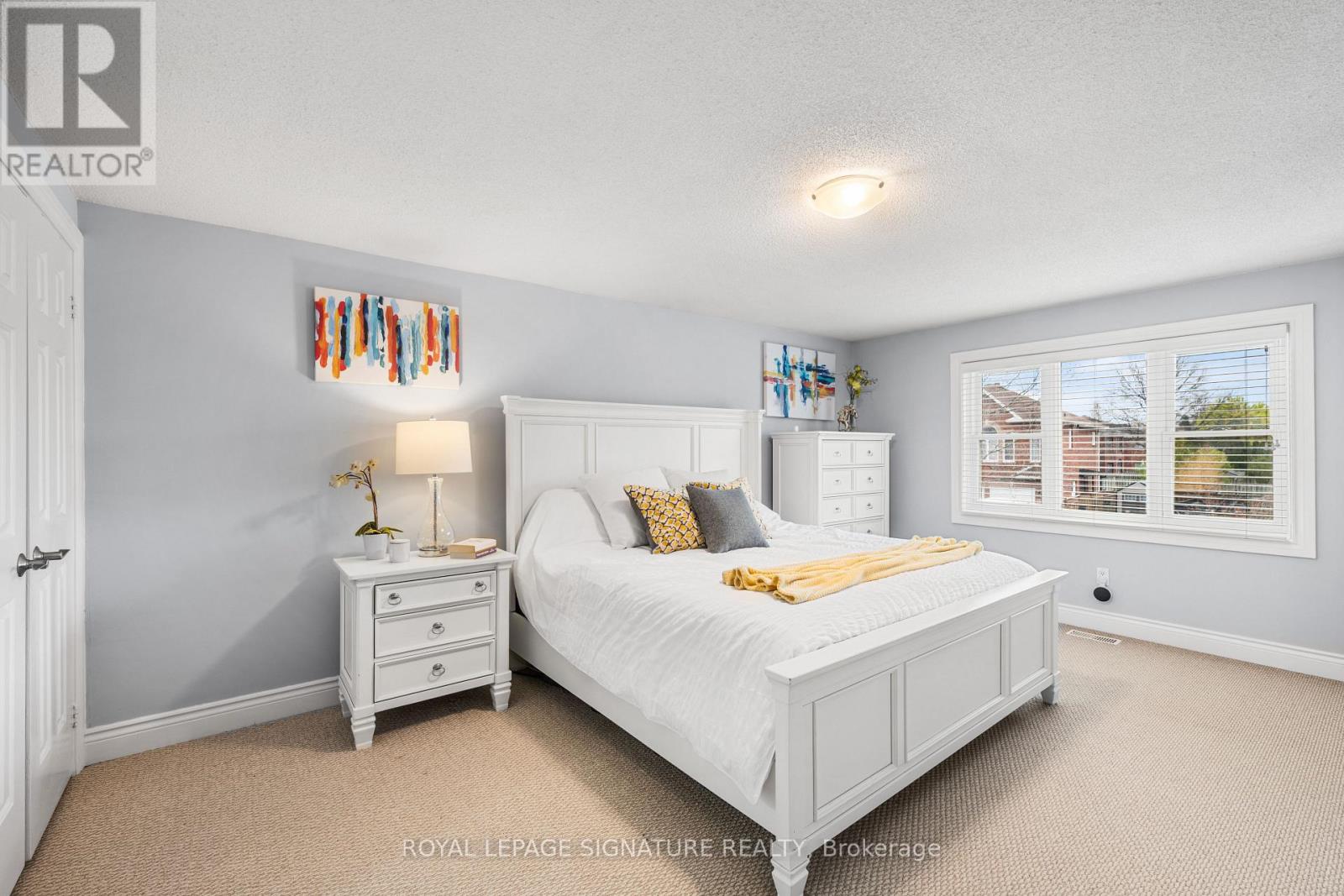 238 Hoover Drive, Pickering, Ontario  L1V 5R3 - Photo 20 - E13098076