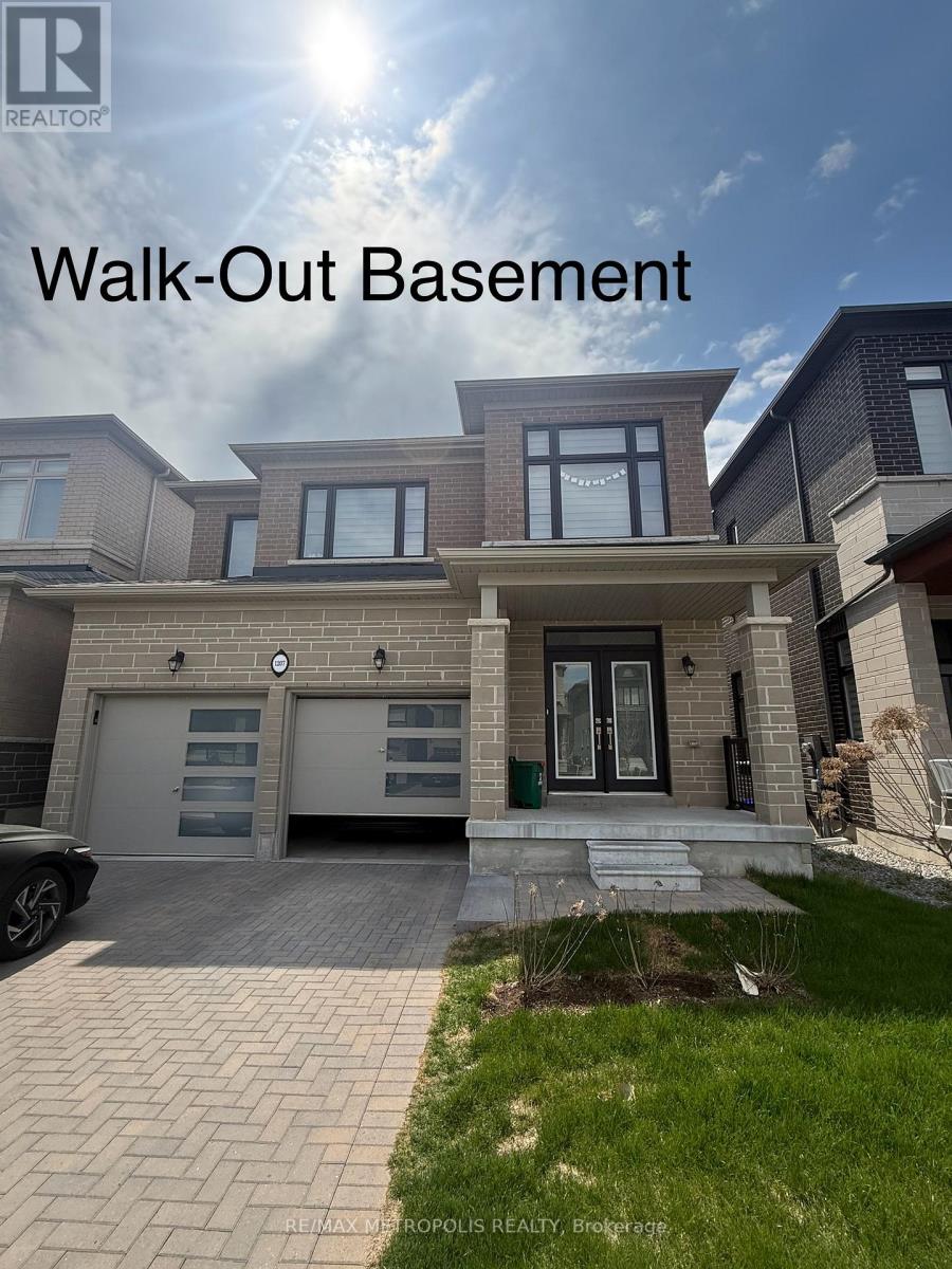 1207 WILMINGTON AVENUE, Oshawa, Ontario