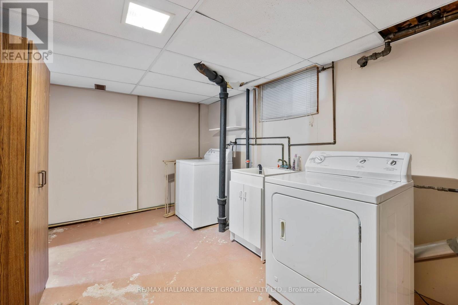 53 Billingsgate Crescent, Ajax, Ontario  L1S 2R7 - Photo 33 - E13098234