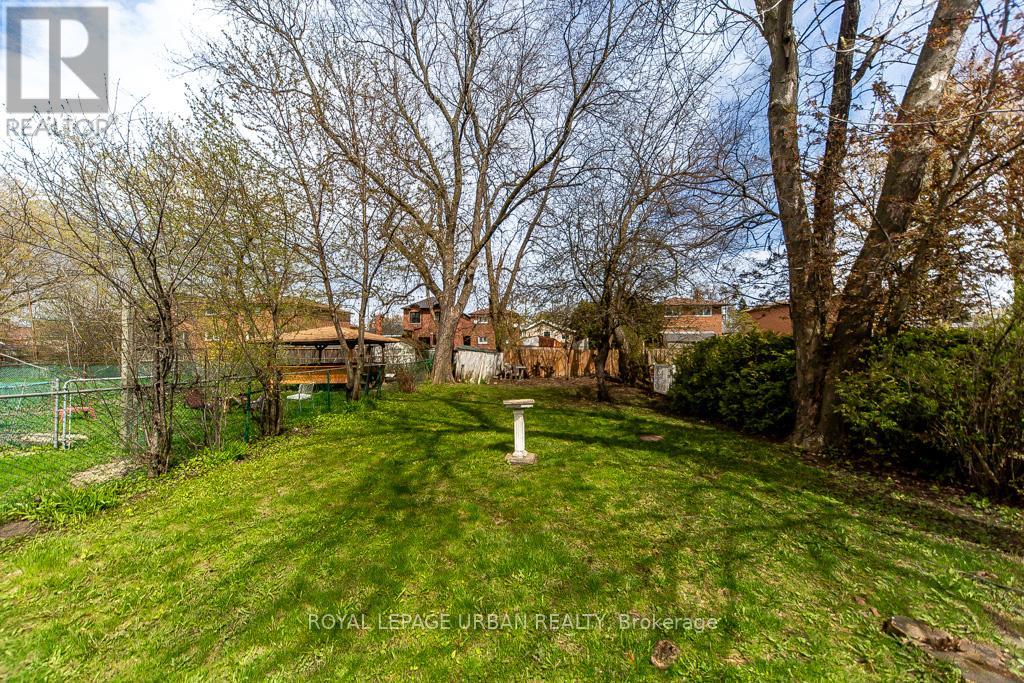 141 Haslam Street, Toronto, Ontario  M1N 3N9 - Photo 22 - E13098262