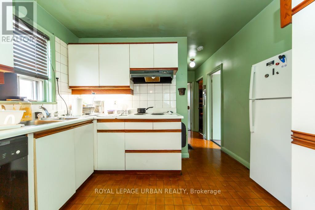 141 Haslam Street, Toronto, Ontario  M1N 3N9 - Photo 5 - E13098262