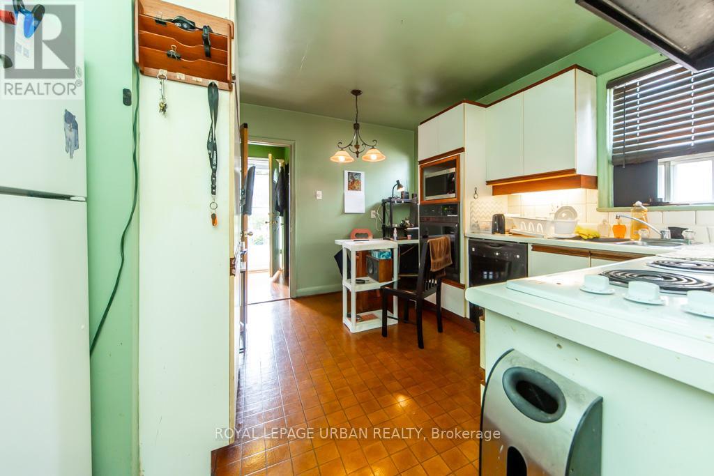 141 Haslam Street, Toronto, Ontario  M1N 3N9 - Photo 6 - E13098262