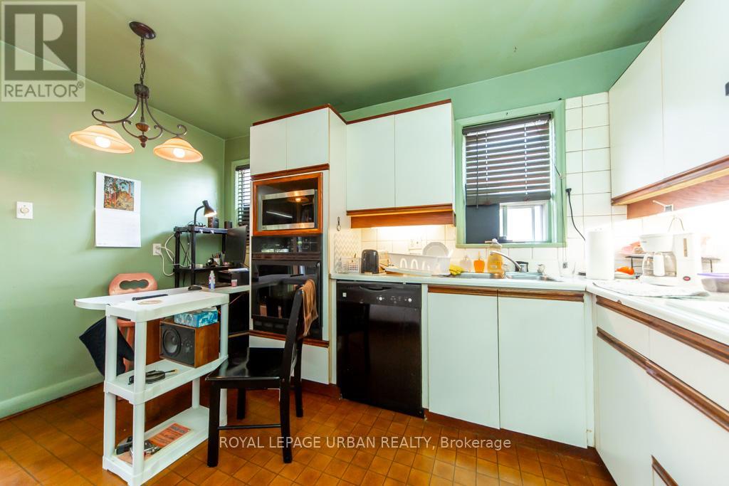141 Haslam Street, Toronto, Ontario  M1N 3N9 - Photo 7 - E13098262