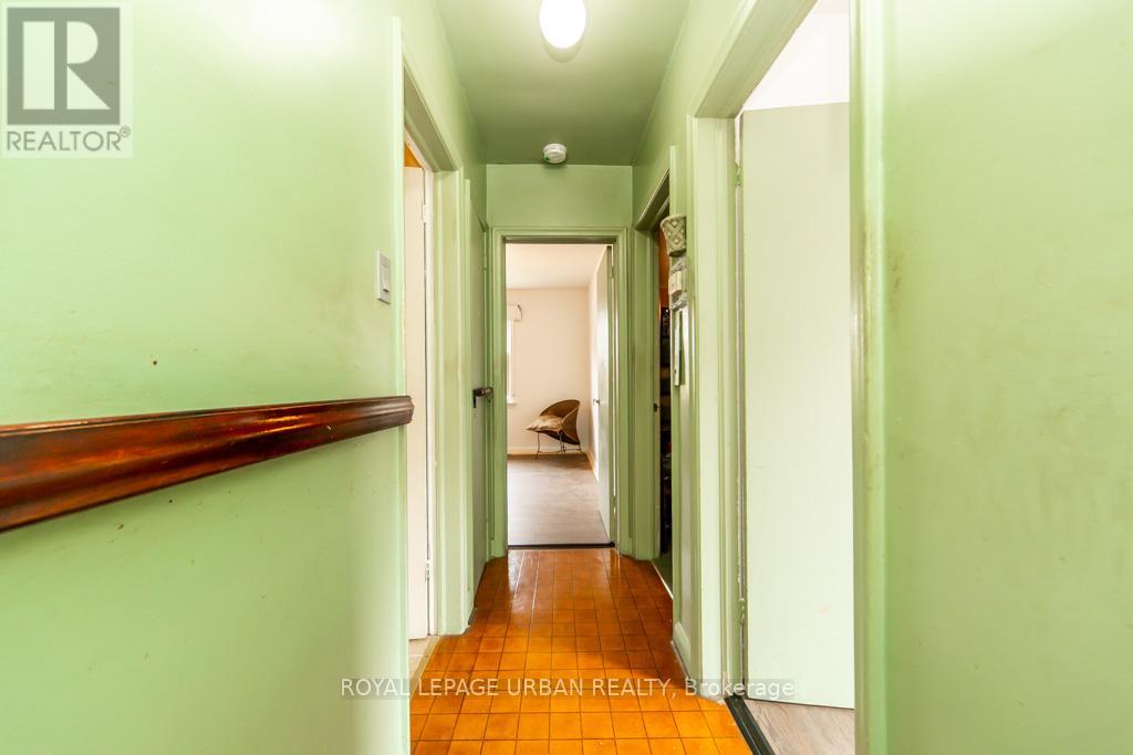 141 Haslam Street, Toronto, Ontario  M1N 3N9 - Photo 8 - E13098262