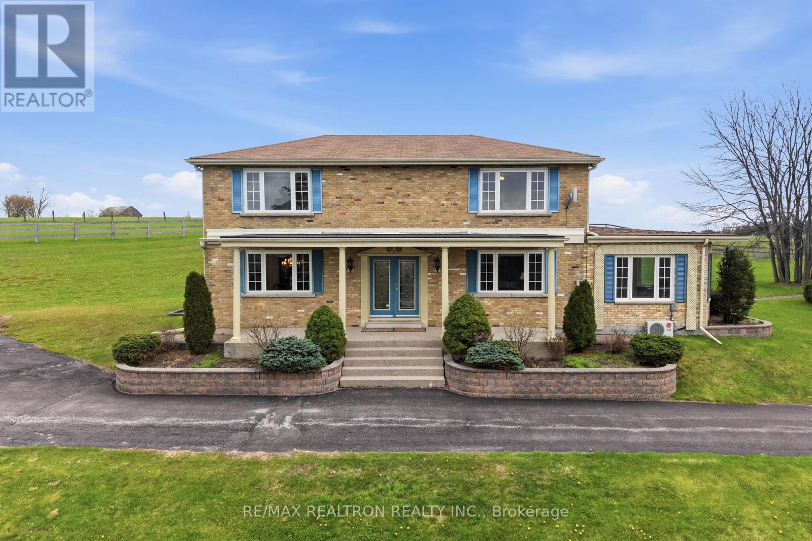 5081 Holborn Road, East Gwillimbury, Ontario  L0G 1M0 - Photo 1 - N13098026