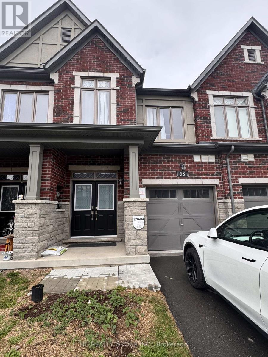 38 HARVEY BUNKER CRESCENT