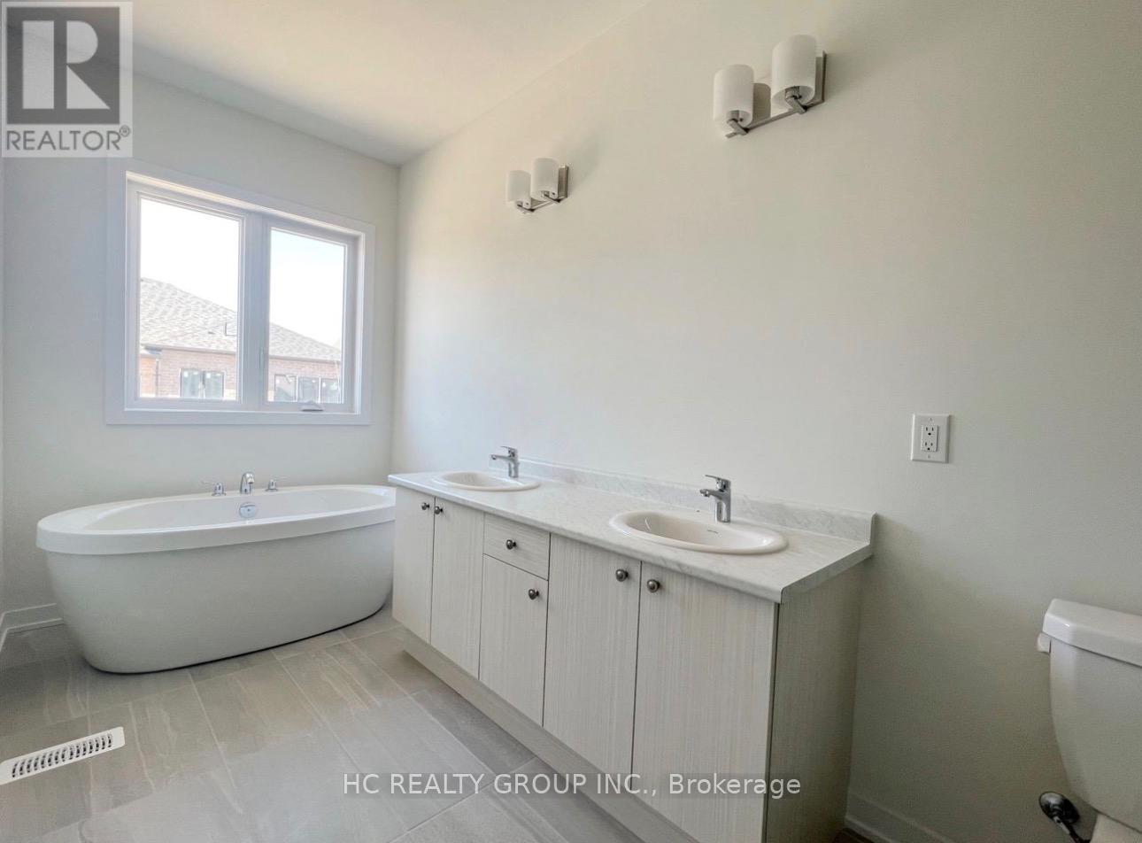 38 Harvey Bunker Crescent, Markham, Ontario  L6C 2A5 - Photo 17 - N13098074
