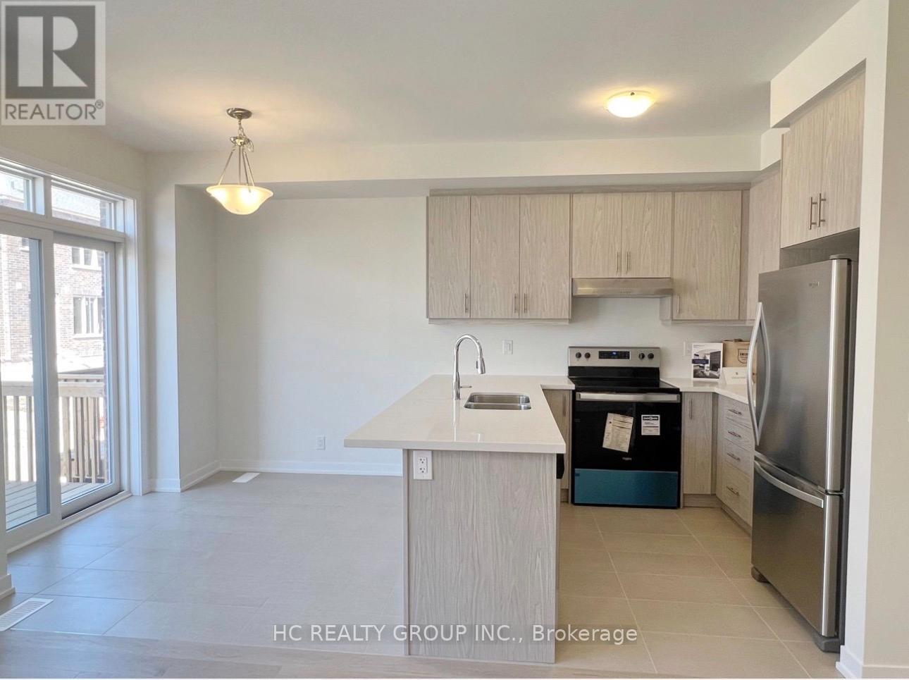 38 Harvey Bunker Crescent, Markham, Ontario  L6C 2A5 - Photo 6 - N13098074