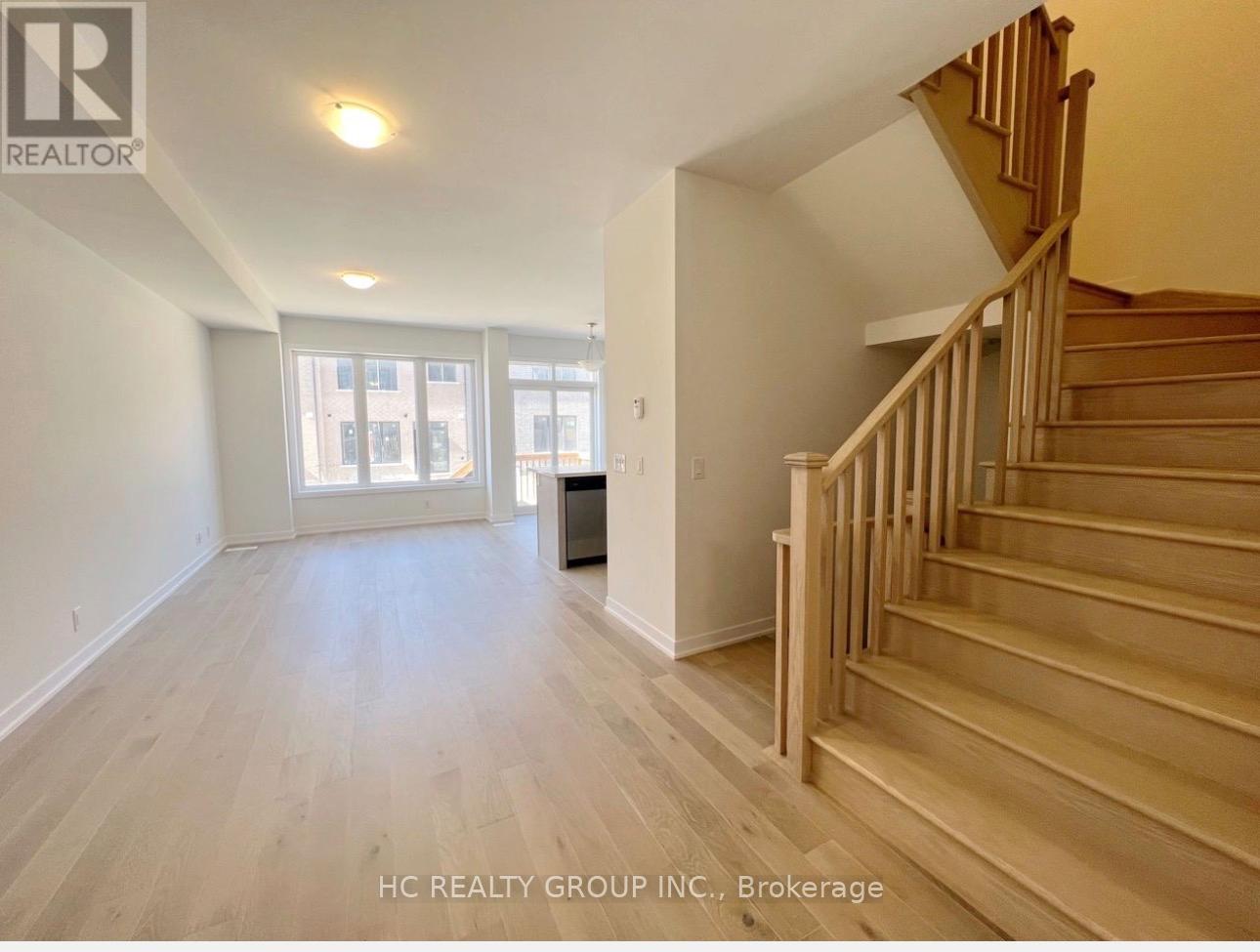 38 Harvey Bunker Crescent, Markham, Ontario  L6C 2A5 - Photo 8 - N13098074