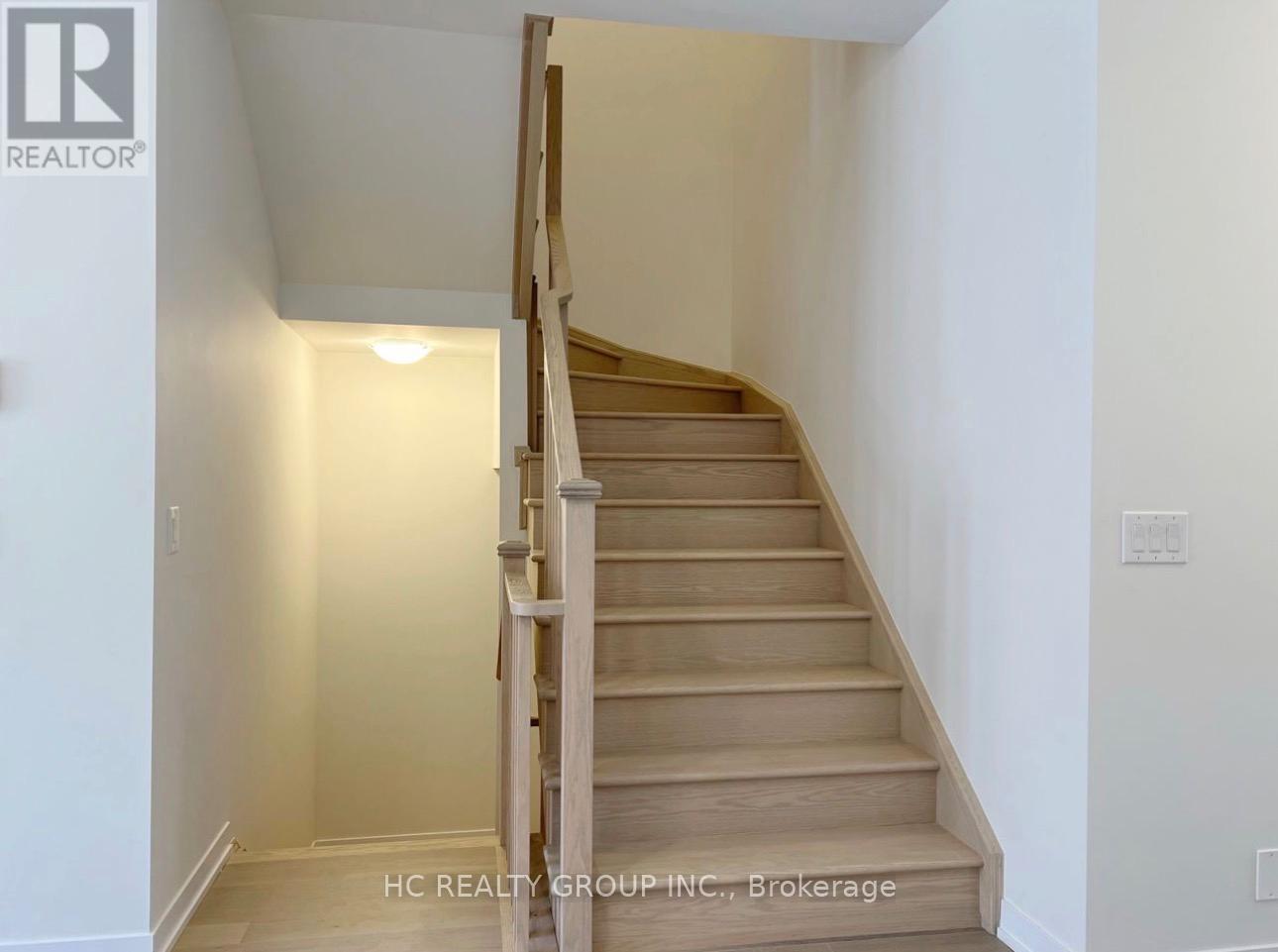 38 Harvey Bunker Crescent, Markham, Ontario  L6C 2A5 - Photo 9 - N13098074