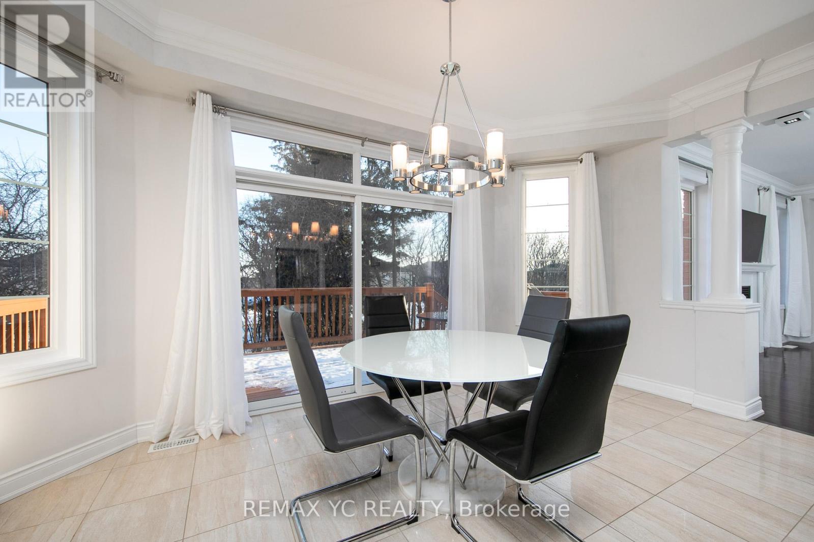 43 Laredo Drive, Richmond Hill, Ontario  L4S 0E4 - Photo 14 - N13098184