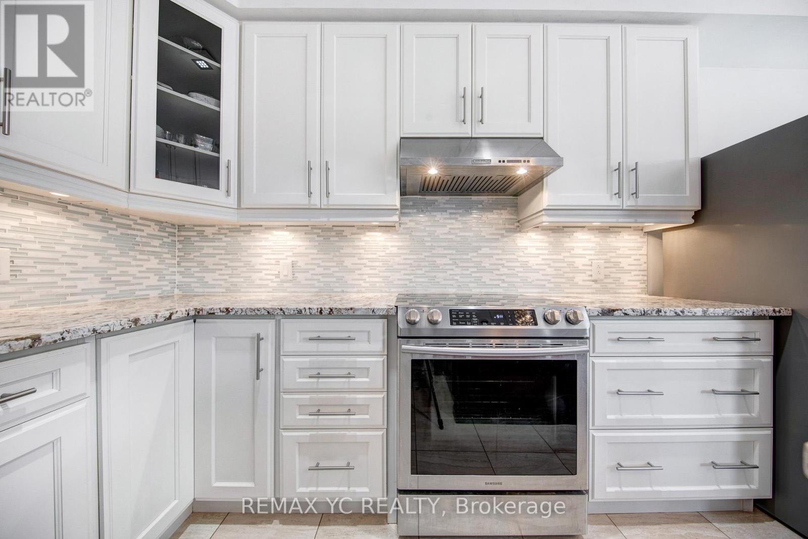 43 Laredo Drive, Richmond Hill, Ontario  L4S 0E4 - Photo 18 - N13098184