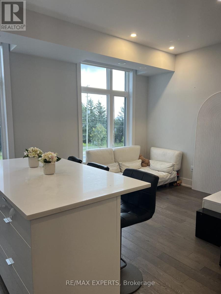 U213 - 9560 Islington Avenue, Vaughan, Ontario  L4H 4Z5 - Photo 5 - N13098198