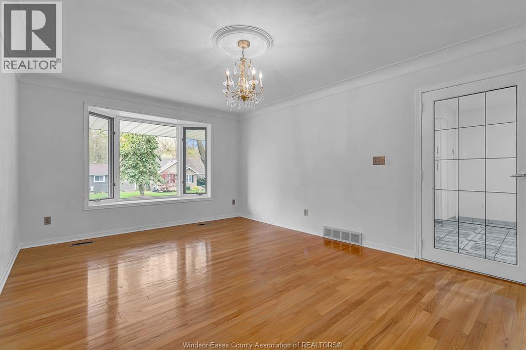 3818 Woodward, Windsor, Ontario  N8W 2Z3 - Photo 13 - 26010447