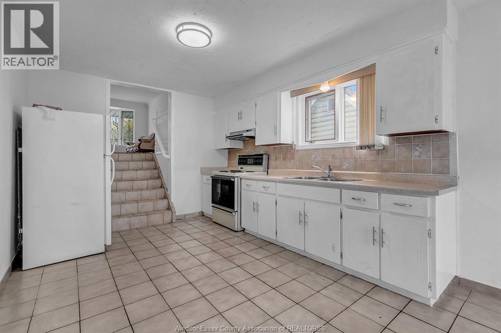 3818 Woodward, Windsor, Ontario  N8W 2Z3 - Photo 24 - 26010447