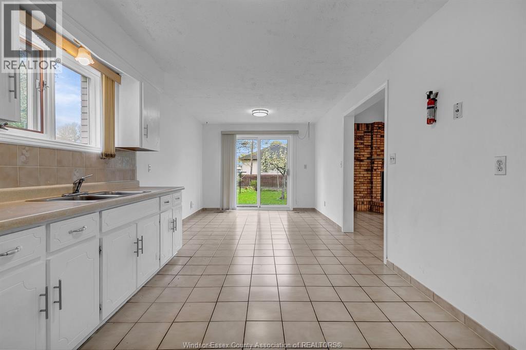 3818 Woodward, Windsor, Ontario  N8W 2Z3 - Photo 26 - 26010447